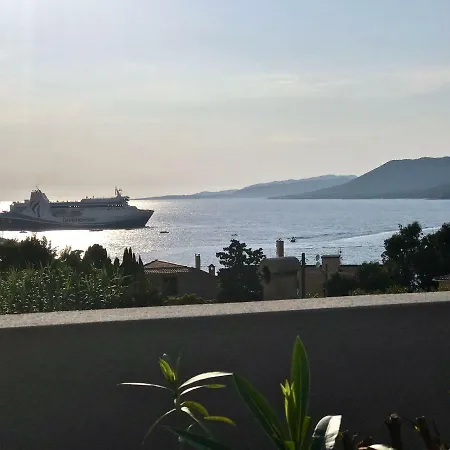 80m2 Dans Apartment