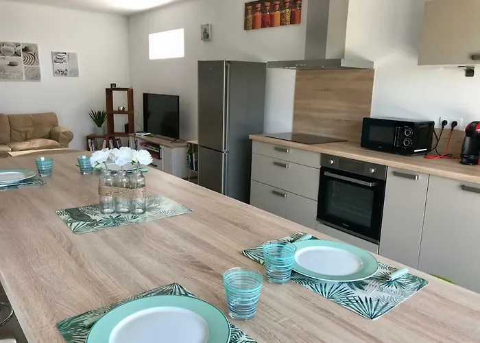 80m2 Dans Apartment
